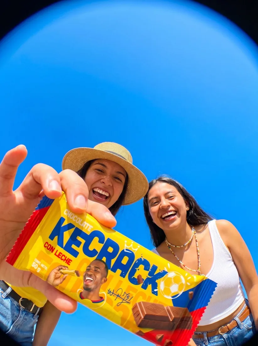 Hinchas con KECRACK